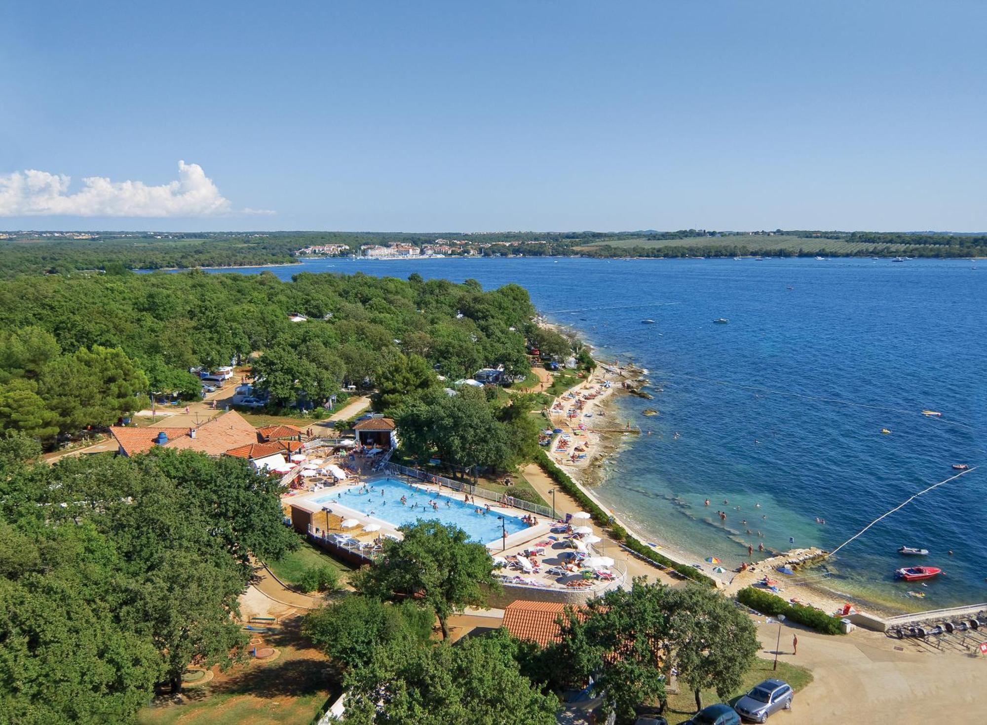 Fkk Adriatika In Fkk Solaris Naturist Resort Пореч Екстериор снимка